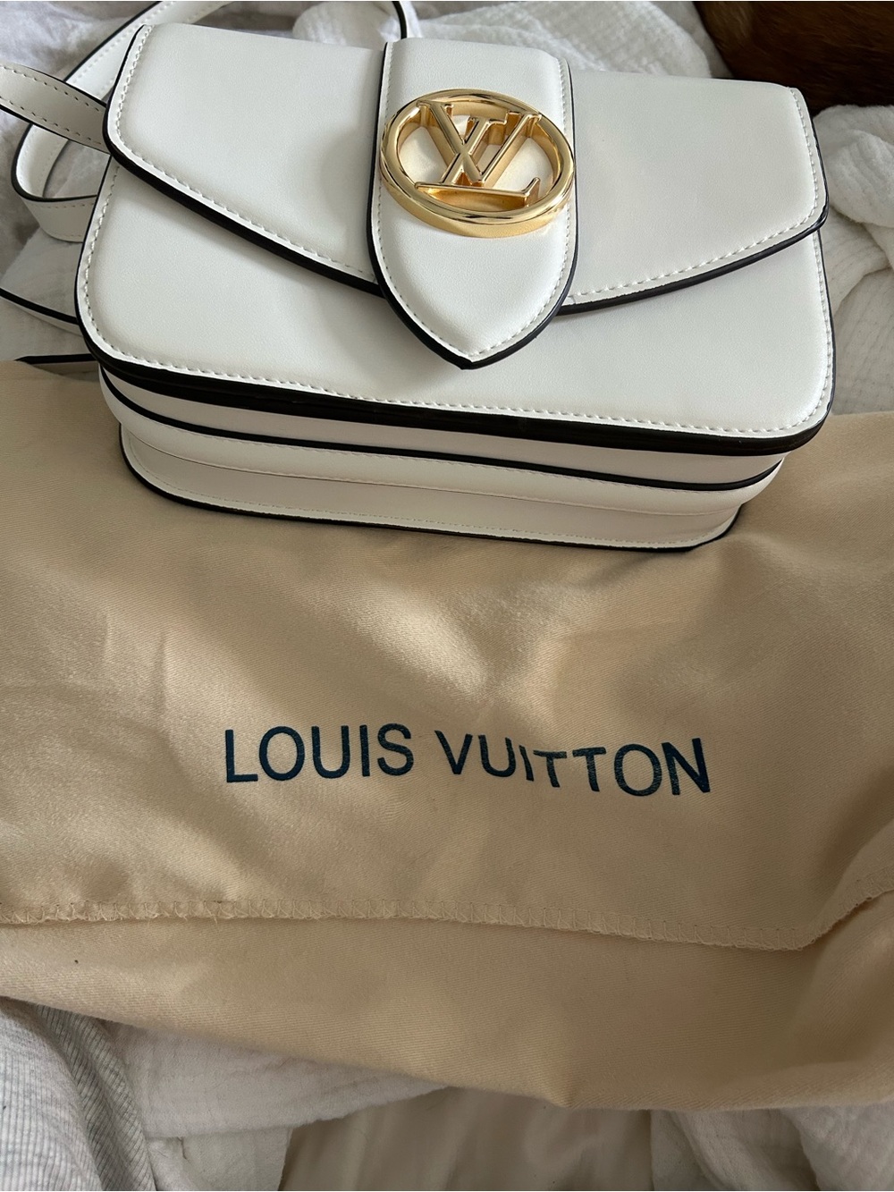 Source Unknown White Crossbody Bag with Gold Accent